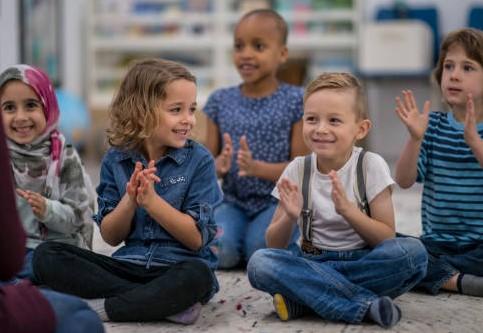 Story Time Stay & Play (ages 3-6)